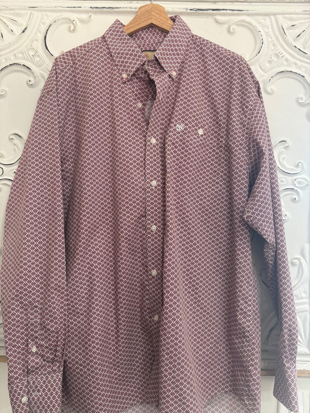 Wrangler Men’s Burgundy Geometric Button-Down Shirt